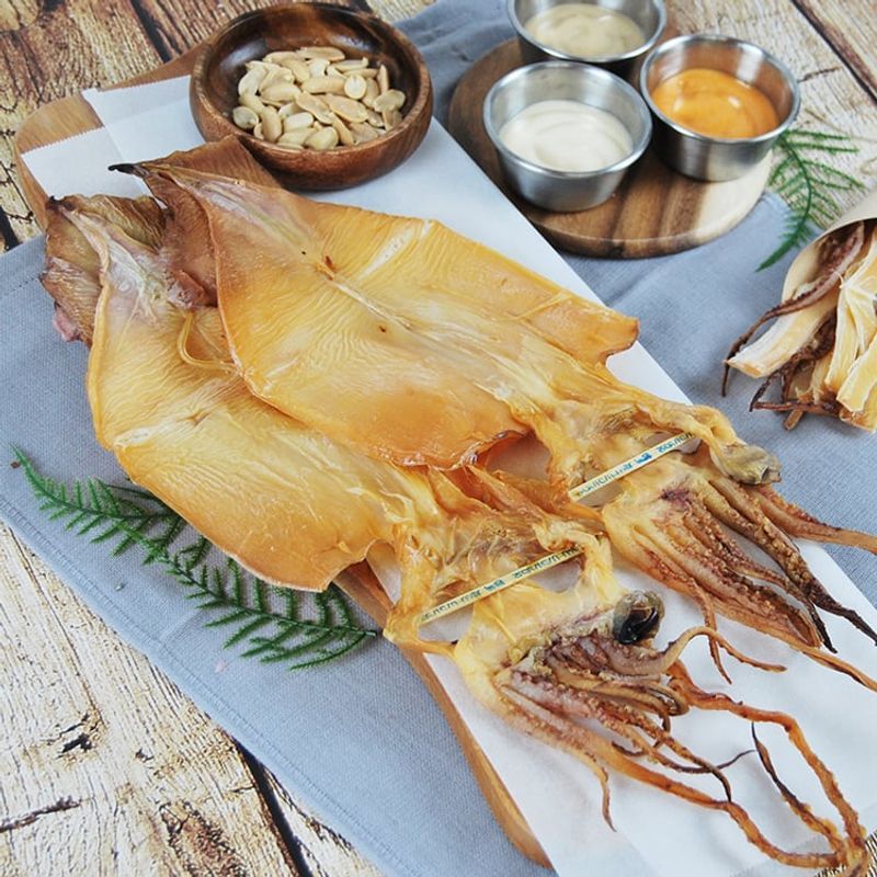 하루특가) 국내산 촉촉오징어 왕특대 8미 + 오징어채 1봉, 770g, 1개
